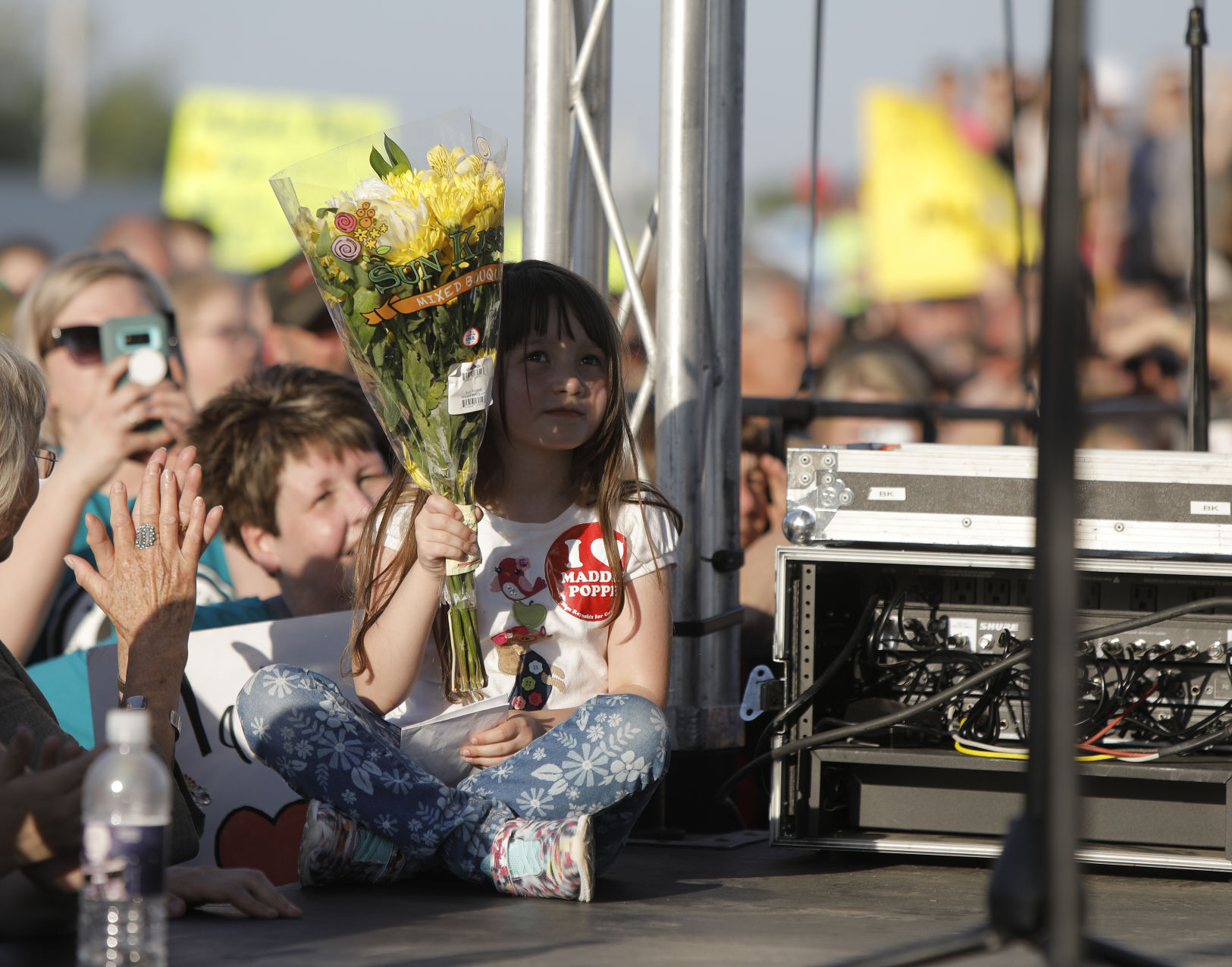 051518mp-Maddie-Poppe-concert-44